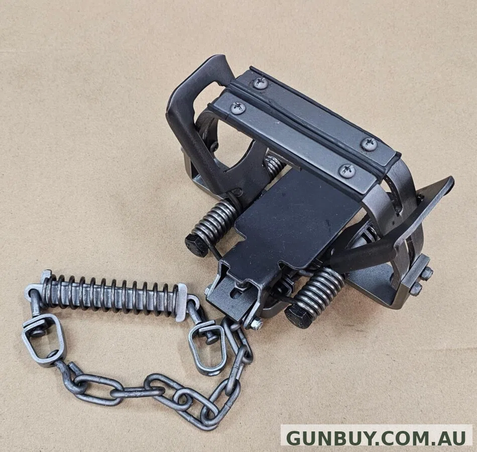 Wild Dog Trap-Rubber Jaws