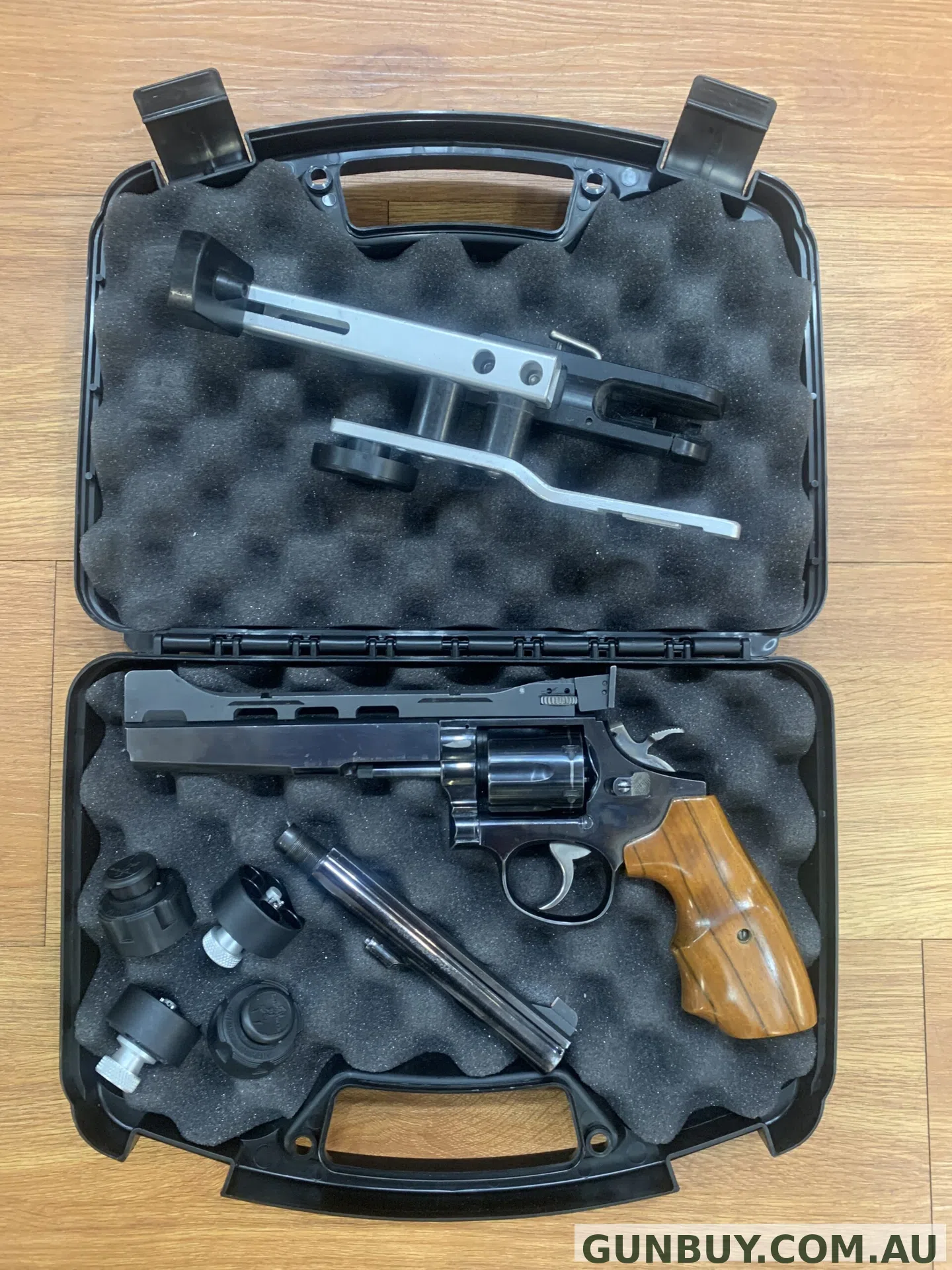 Smith & Wesson Model 14 6 Shot w/ 4 Speed Loaders Cased w/ Viper Holster