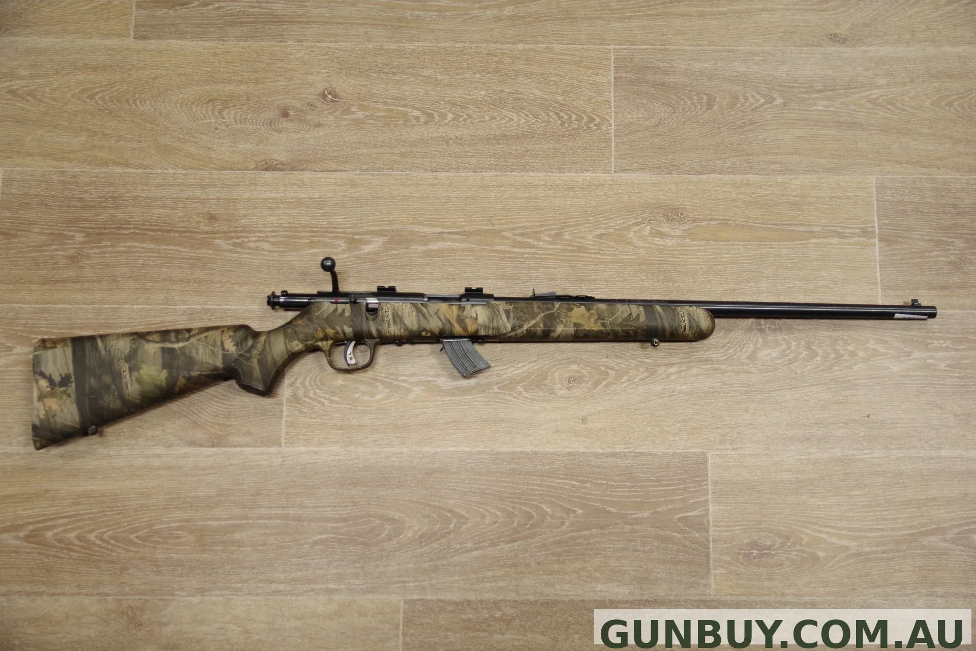 THE ADELAIDE GUN SHOP PTY LTD S/H SAVAGE MKII CAMO BOLT ACTION RIFLE 22LR (FY670)