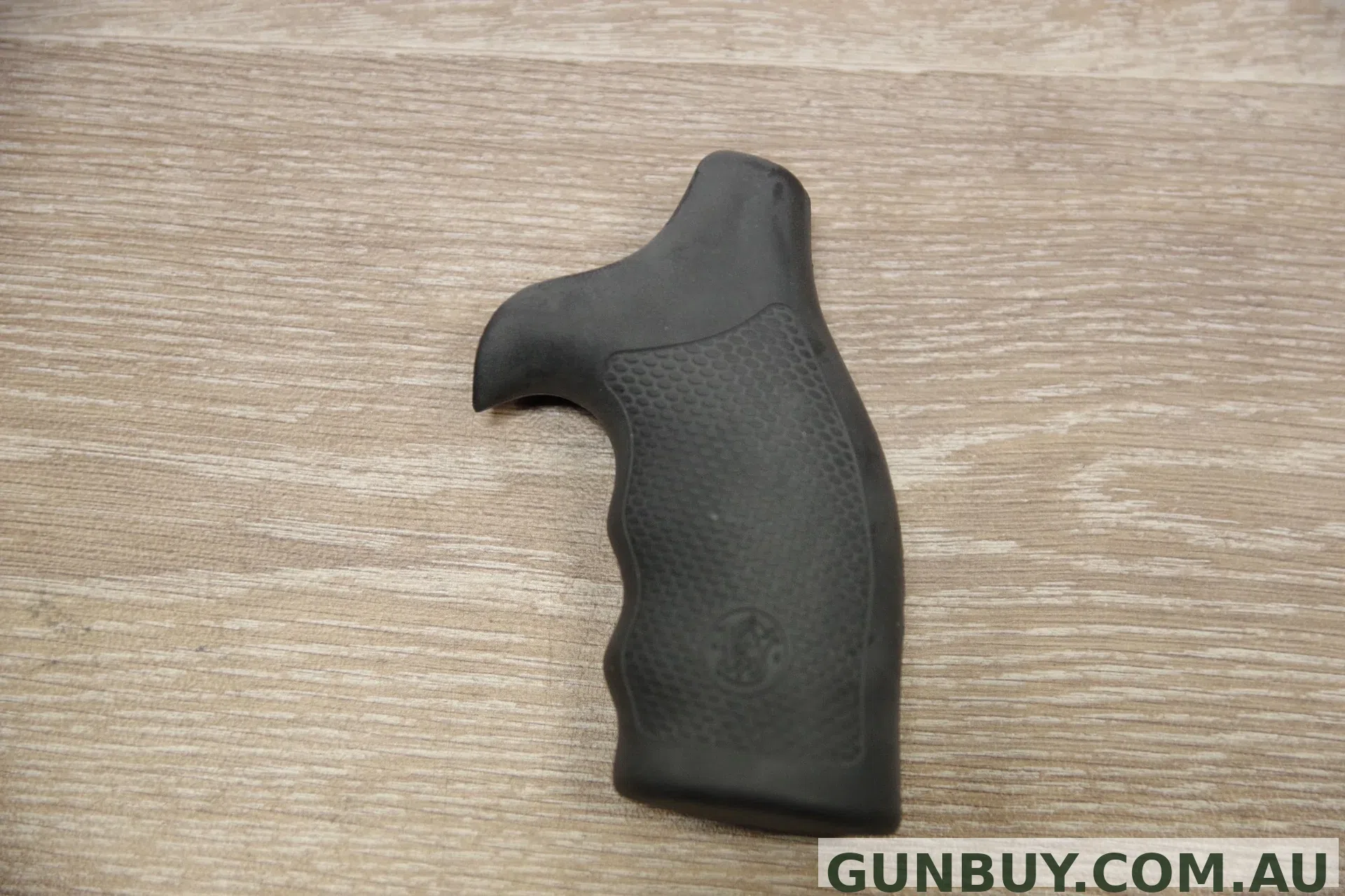 Hogue Grip to suit Smith & Wesson 617 Rimfire Series