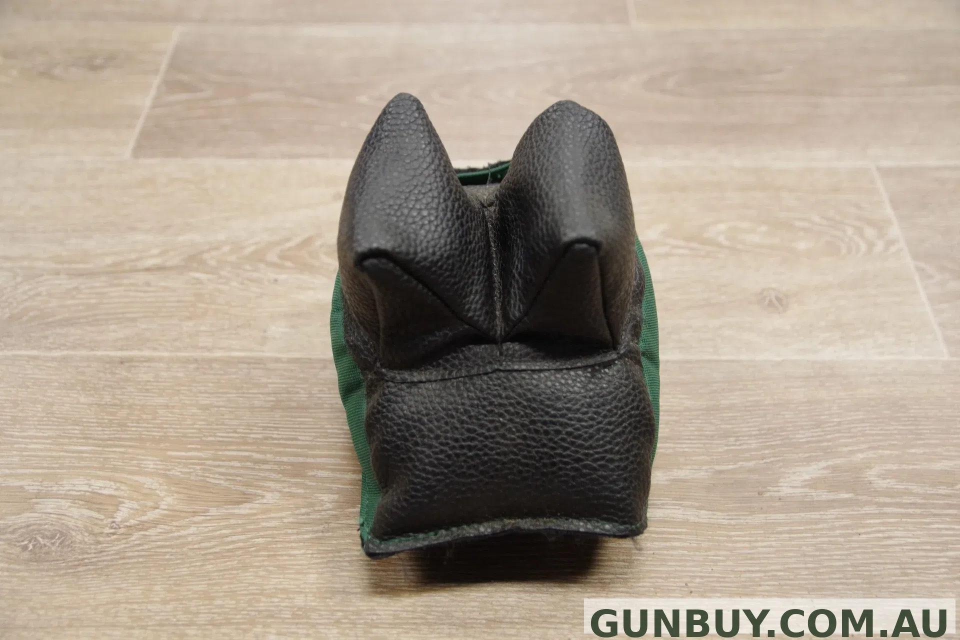 THE ADELAIDE GUN SHOP PTY LTD S/H CALDWELL DELUXE REAR BAG